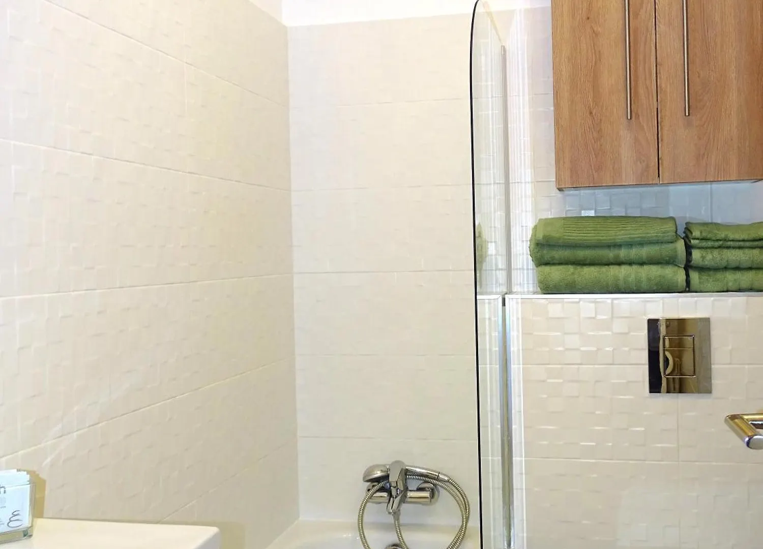 Appartement Tilia Jourdan-Studio Cosy Aix Centre-Cours Mirabeau-Parking-Wifi-Smart Tv-Rue Calme Aix-en-Provence